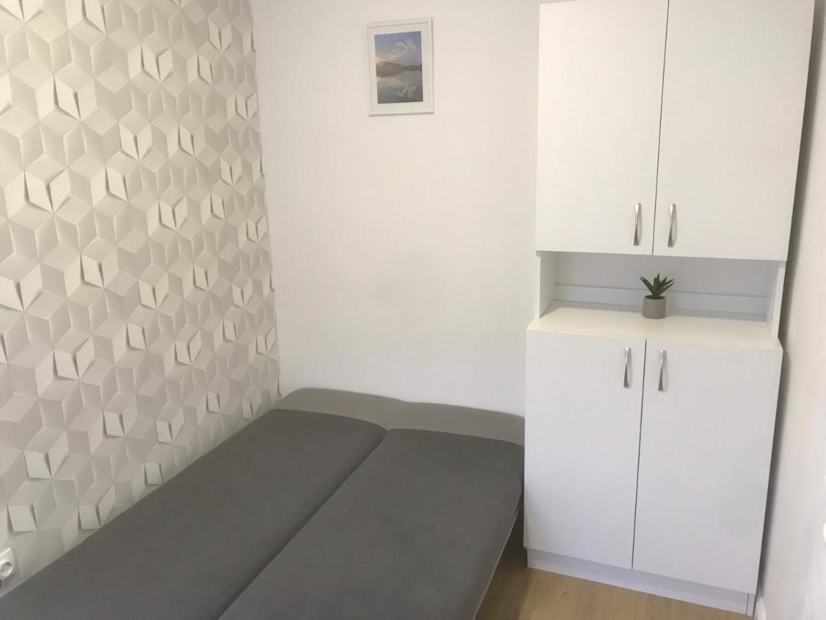 Apartman Kristina Free Parking Novi Sad Exteriör bild