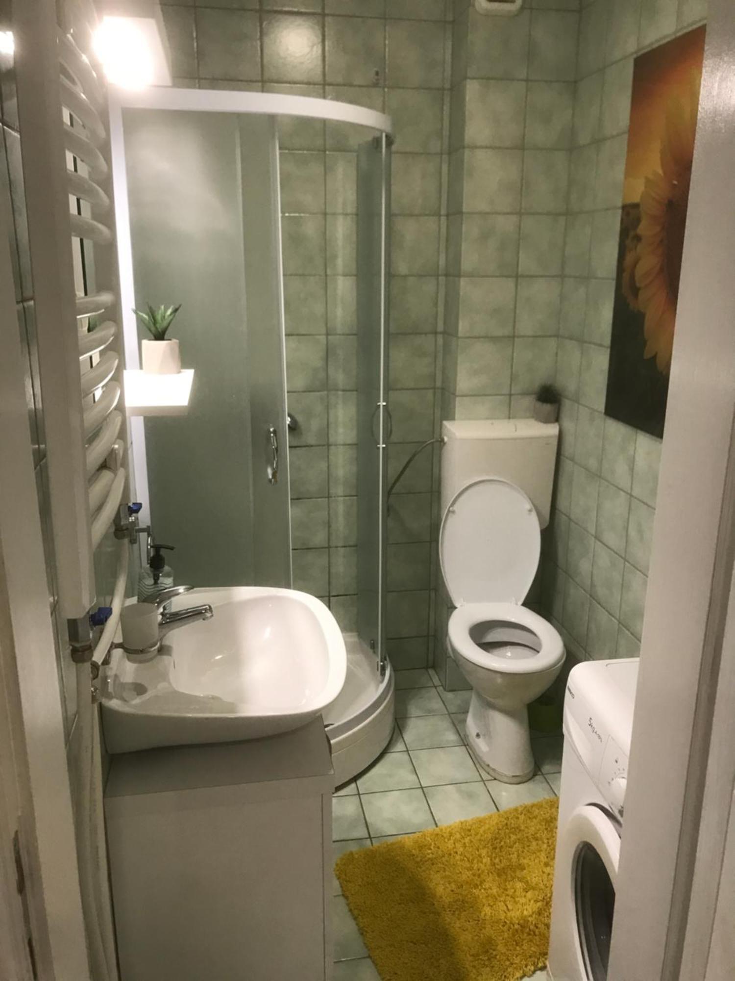 Apartman Kristina Free Parking Novi Sad Exteriör bild